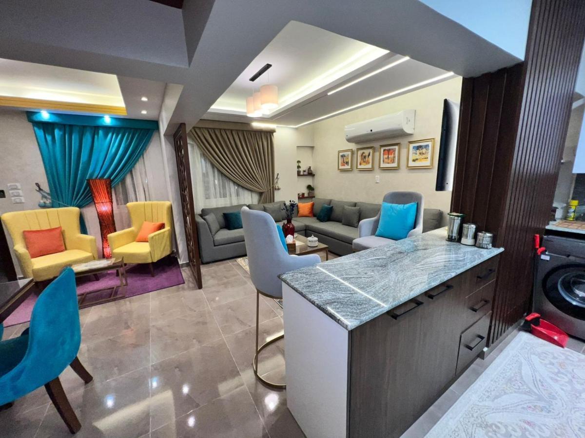 Luxury Flat With Garden And Private Entrance شقة فاخرة بحديقة و مدخل خاص Káhira Exteriér fotografie