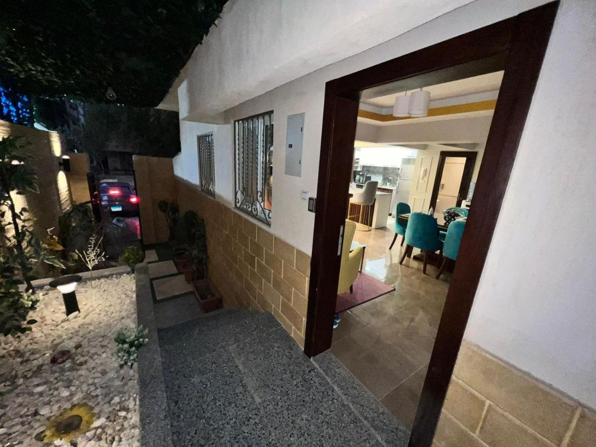 Luxury Flat With Garden And Private Entrance شقة فاخرة بحديقة و مدخل خاص Káhira Exteriér fotografie